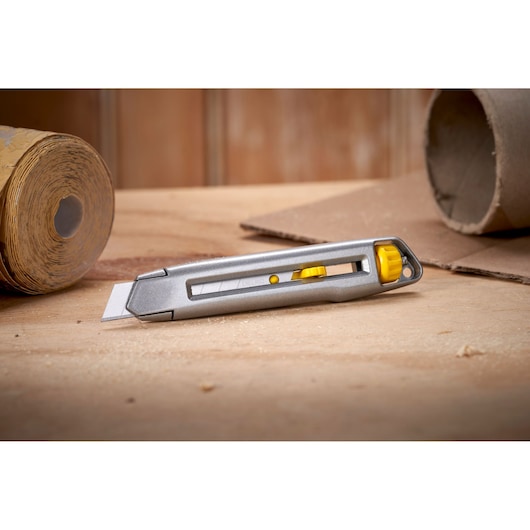 Stanley Cutter Interlock 0-10-018 Klingenbreite 18 mm Metallkorpus