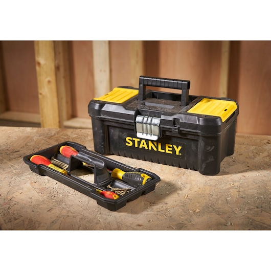 Stanley Kunststoffbox Essential STST1-75515 12,5 Zoll mit Organizern und Metallschließen