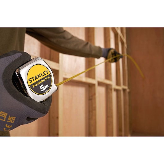 Stanley Bandmaß PowerLock 5m 19mm Kunststoffgehäuse Genauigkeitsklasse II