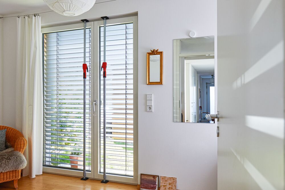 Bessey Decken- und Montagestütze STE150 mit Pumpgriff, Verstellweg 900-1500 mm, 350 kg Tragkraft