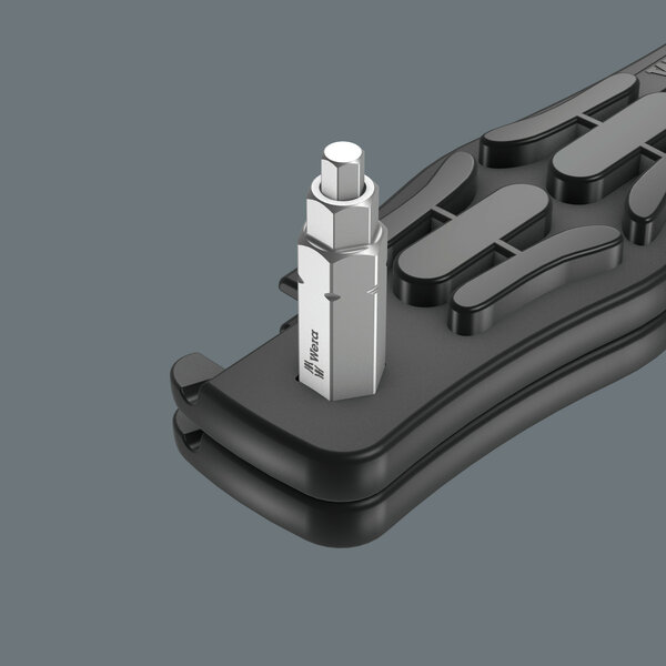Tyre jack plus bit = screwdriving tool