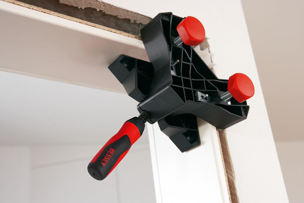 Bessey Winkel-Türfutter-Richtzwinge WTR 8-30mm