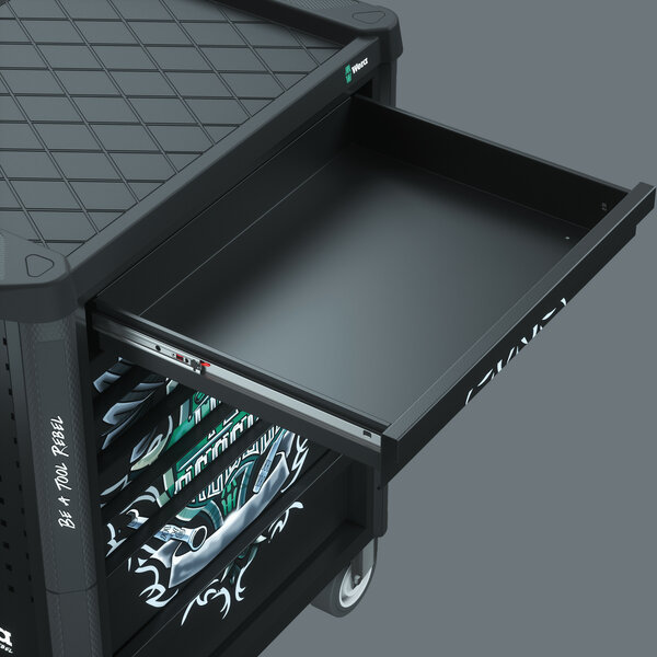 Sophisticated drawer design