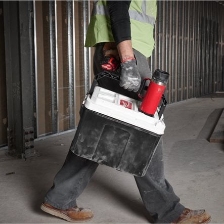 Milwaukee PACKOUT Isolierbecher 532 ml mit Griff und Trinkdeckel rot