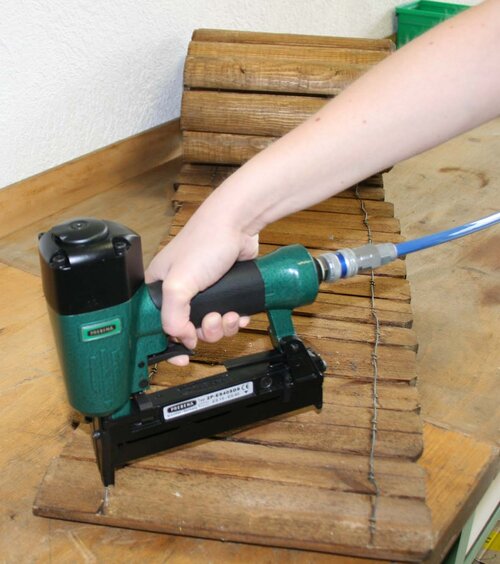 Prebena Combinagler 2P-J/ES40COMBI Druckluftnagler für Heftklammern und Stauchkopfnägel 15-40mm