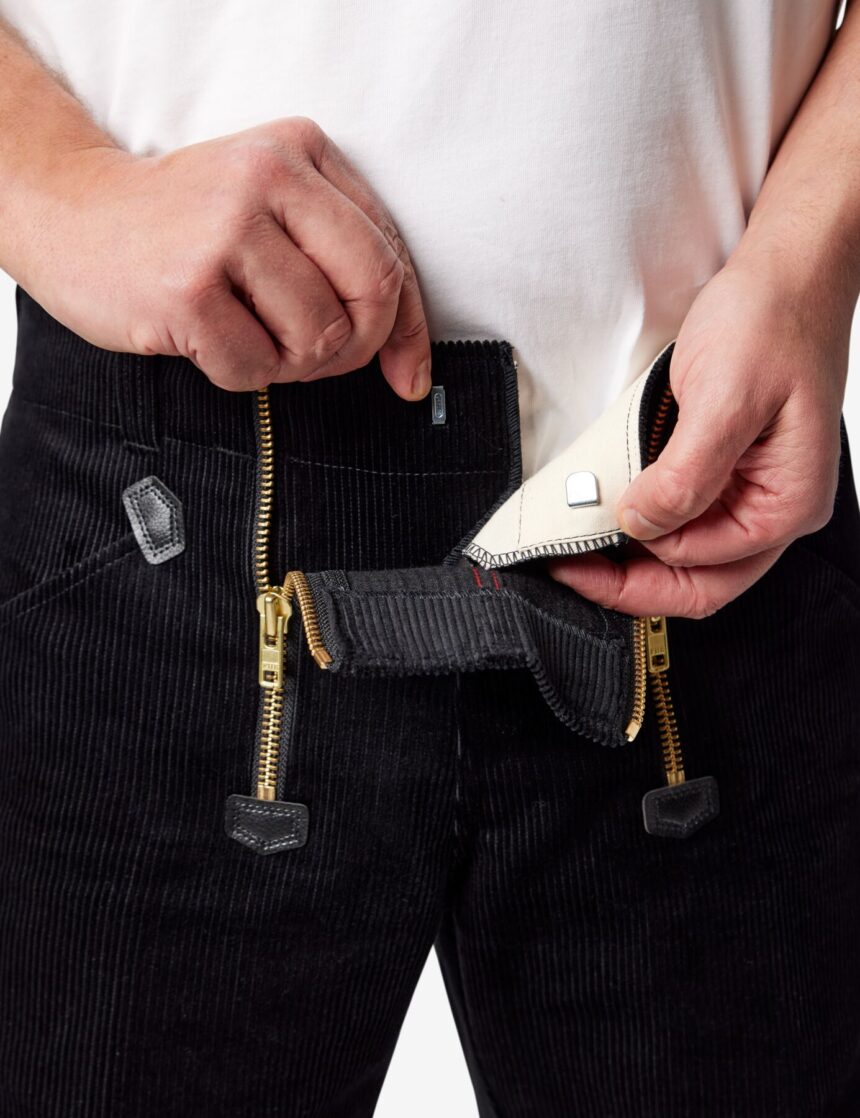 FHB HANS Zunft-Shorts Genuacord, schwarz, Gr. 52