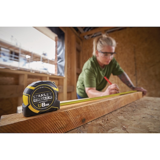 Stanley FatMax PRO Bandmaß mit Autolock, 8m, 32mm