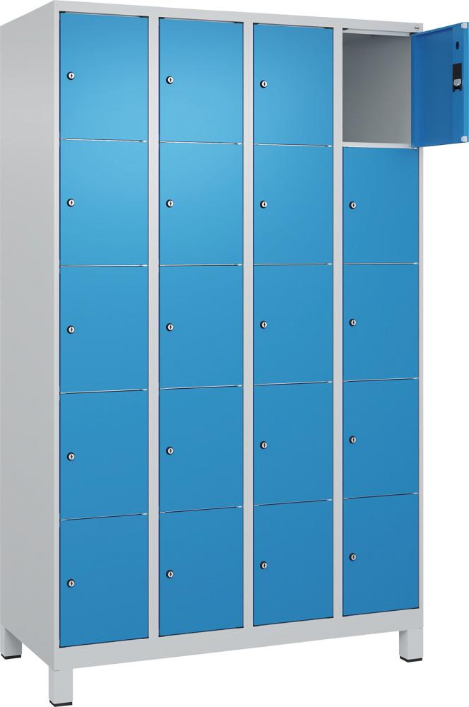 CP Fächerschrank mit Füßen B1200xT500xH1950 Korpus RAL 7035 LichtgrauTüren RAL 5012 Lichtblau