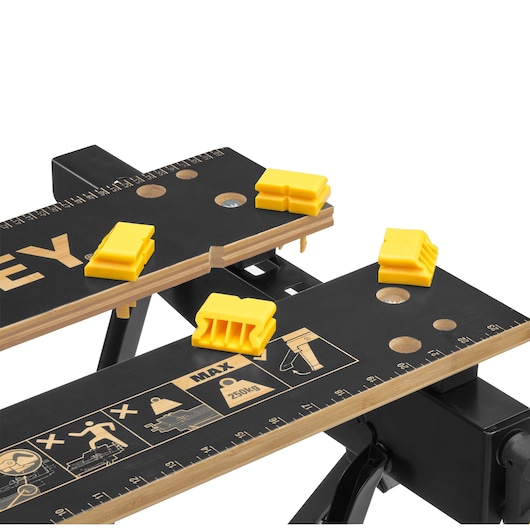 Stanley 2 in 1 Workmate STST83400-1 Klappbare Werkbank mit Bambusplatte 250kg Belastbarkeit