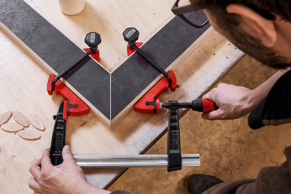 Bessey Gehrungs-Spannsystem MCX für Winkel 22.5° bis 60° mit 100mm Spannweite