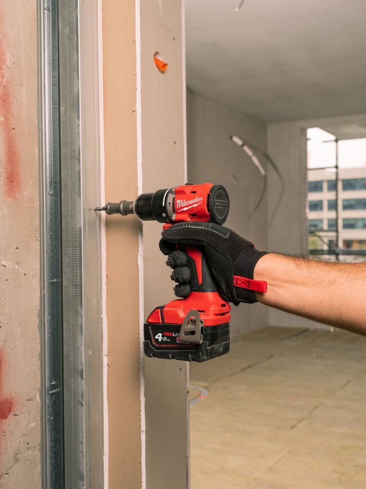 Milwaukee M18™ BLPDRC-422C Kompakter bürstenloser Akku-Schlagbohrschrauber 18V 60.5Nm