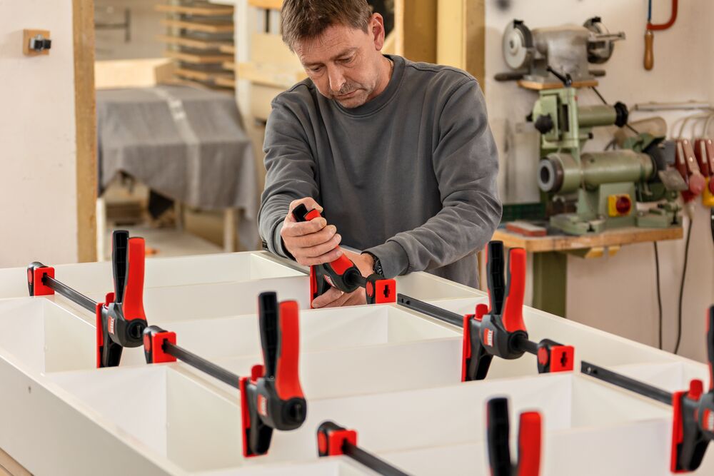 Bessey Einhandzwinge EZ360M-15 mit drehbarem Griff 150mm Spannweite 60mm Ausladung 750N