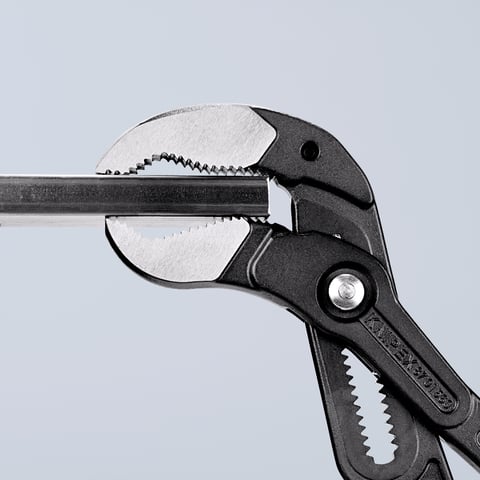 Knipex Cobra XXL Wasserpumpenzange 87 01 560 560mm Rohre bis 115mm Muttern bis 120mm