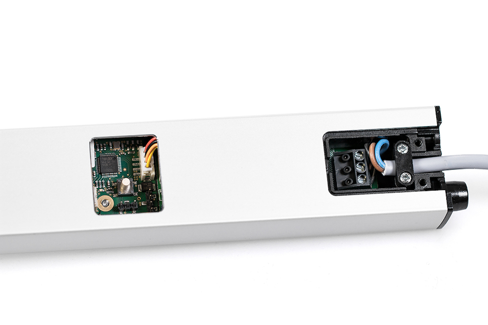 Produktbild RWA-Elektrokettenantrieb, Slimchain, 230V AC, Hub max. 200mm, DR,RAL 9016