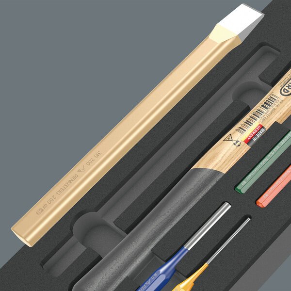 Two-coloured foam insert