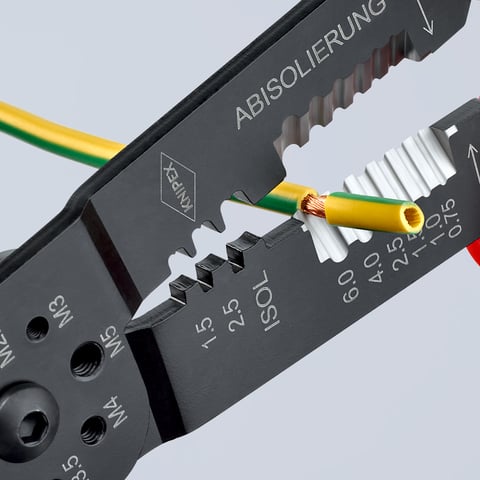 Knipex Crimpzange 97 22 240 für isolierte und unisolierte Steckverbinder 0,5-6,0 mm²