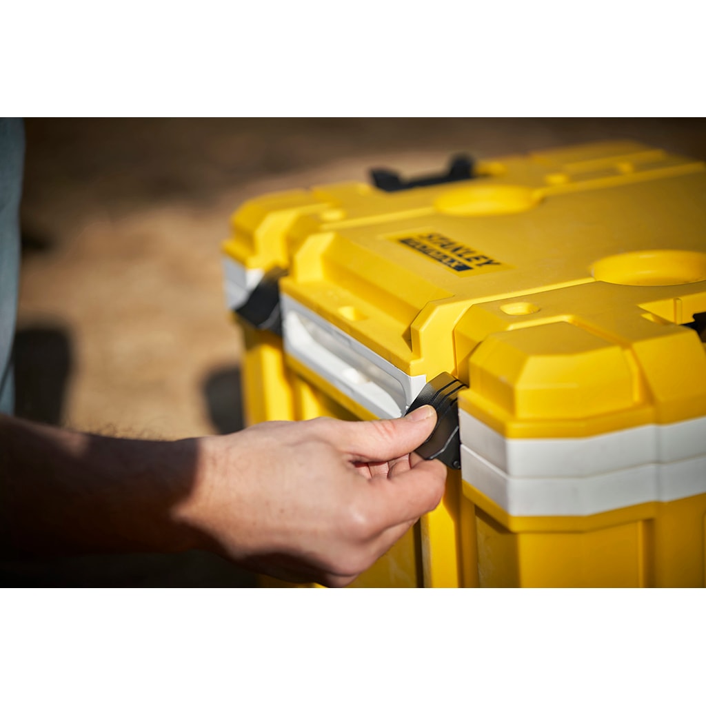 Stanley FATMAX PRO-STACK Kühlbox auf Rädern 28,4 L