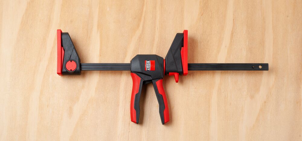 Bessey Einhandzwinge EZ360M-15 mit drehbarem Griff 150mm Spannweite 60mm Ausladung 750N