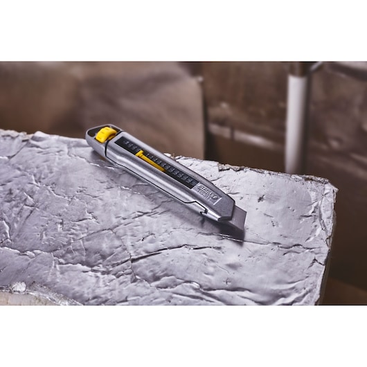 Stanley Cutter Interlock 0-10-018 Klingenbreite 18 mm Metallkorpus
