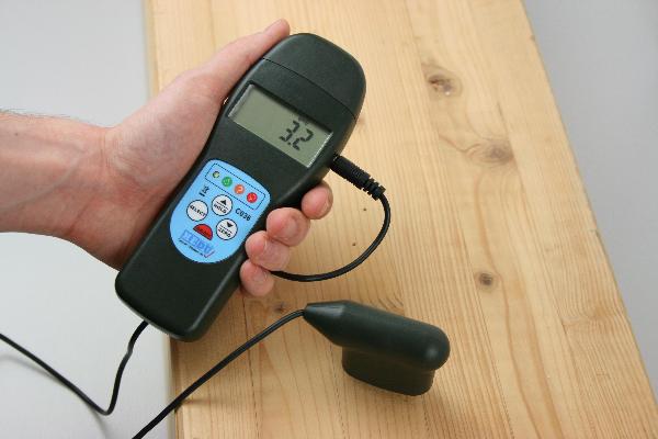 hedue Feuchtigkeitsmessgerät C036 LC-Display Sucher- und Nadelmodus 5,0 cm Messtiefe