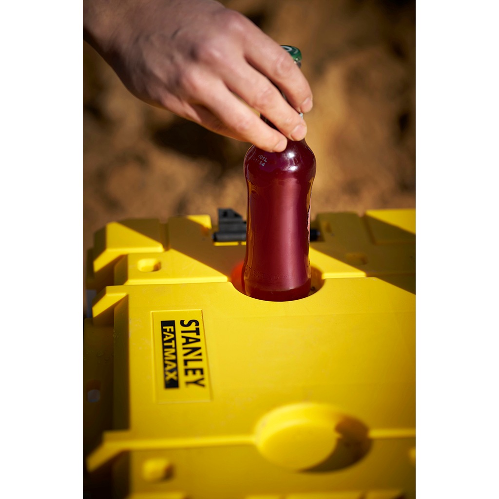 Stanley FATMAX PRO-STACK Kühlbox auf Rädern 28,4 L