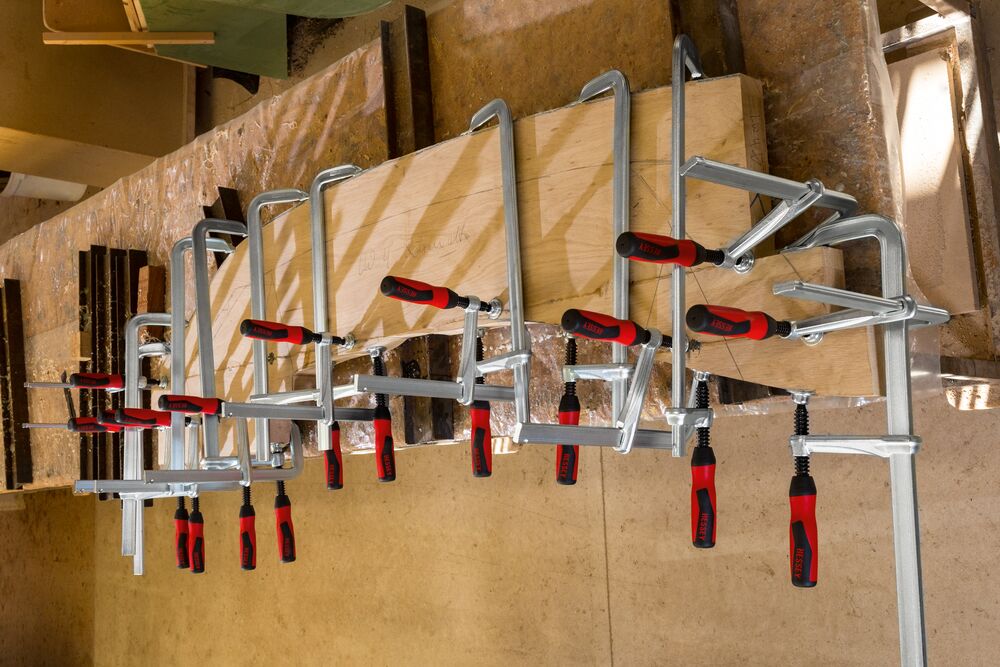 Bessey Ganzstahl-Schraubzwinge GZ25 250/120 mm mit Holzgriff