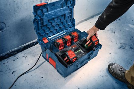 Artikelhauptbild Bosch Ladegerät EXAL18V2-320 (L)