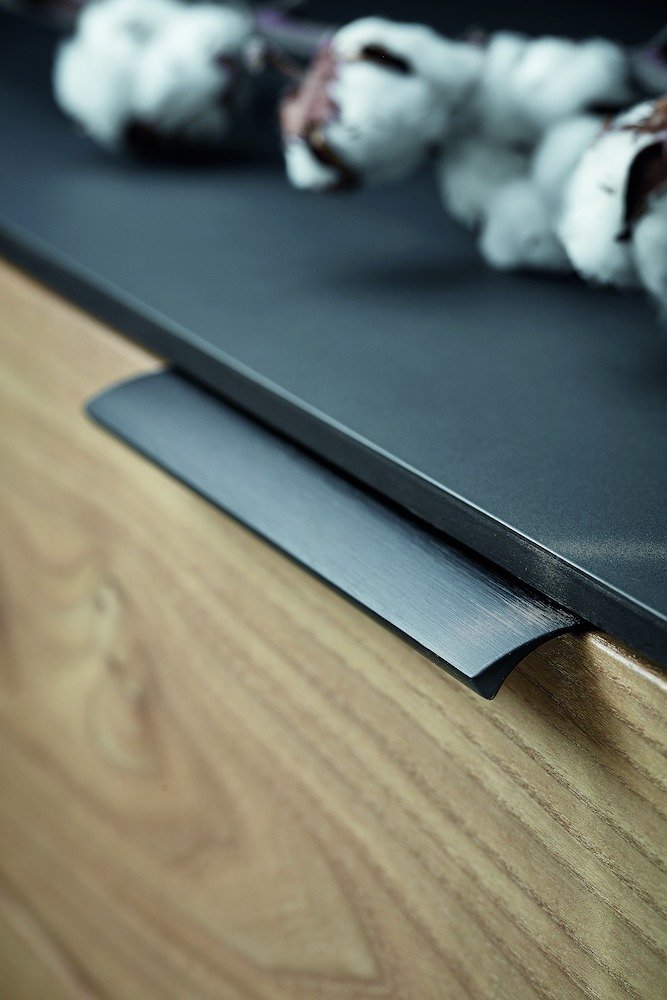 Format Möbelgriff Edge Straight 200 mm matt schwarz