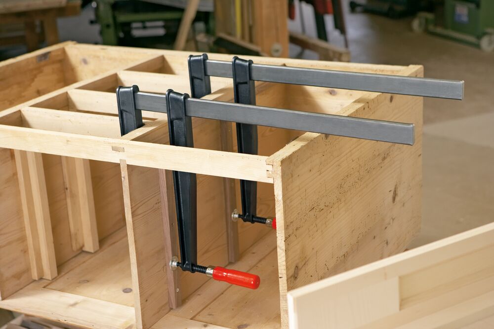Bessey Tiefspann-Schraubzwinge TGNT 600mm 250mm Holzgriff