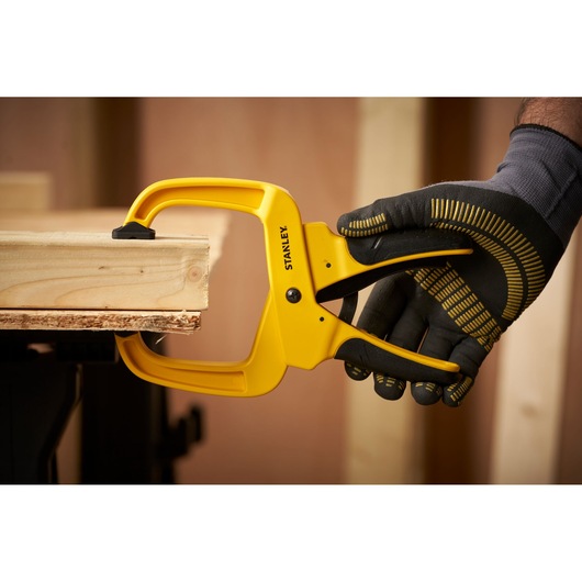 Stanley Federklemme STHT0-83200 100mm