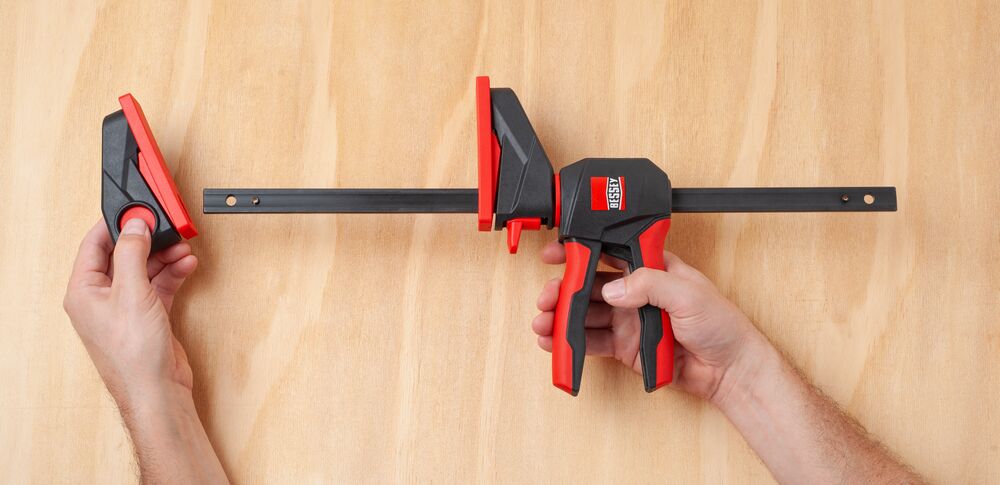 Bessey Einhandzwinge EZ360M-15 mit drehbarem Griff 150mm Spannweite 60mm Ausladung 750N