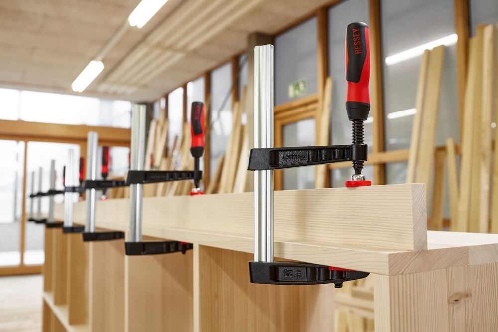 Bessey Temperguss-Schraubzwinge TG12-2K 120mm Spannweite 60mm Ausladung 2K-Griff