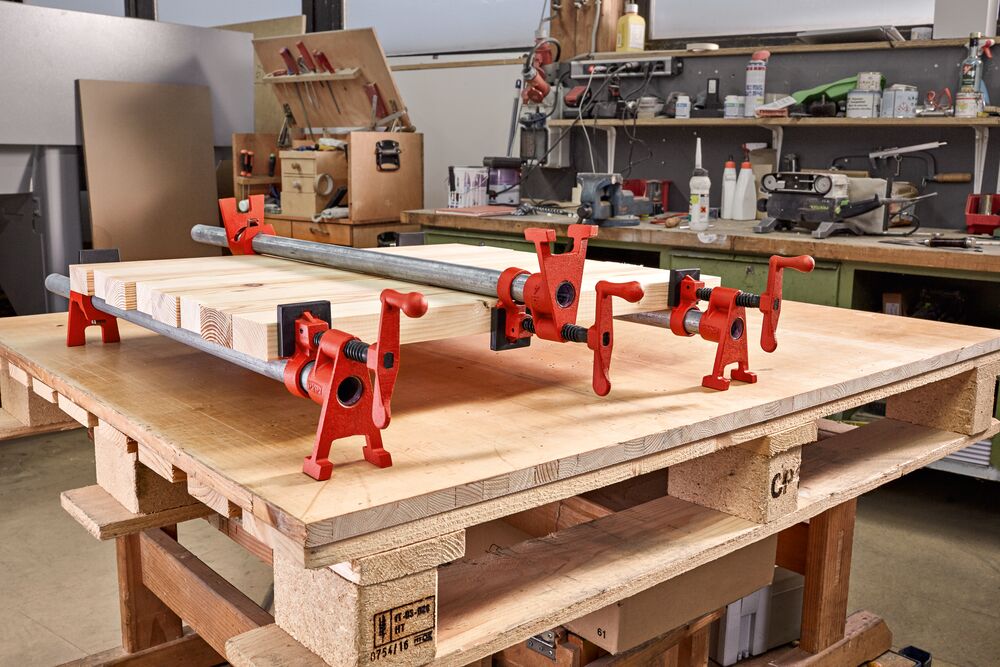 Bessey Rohrschraubzwinge BPC-H34 für Stahlrohr DN 20/R3/4" 26,9 mm mit Standfuß