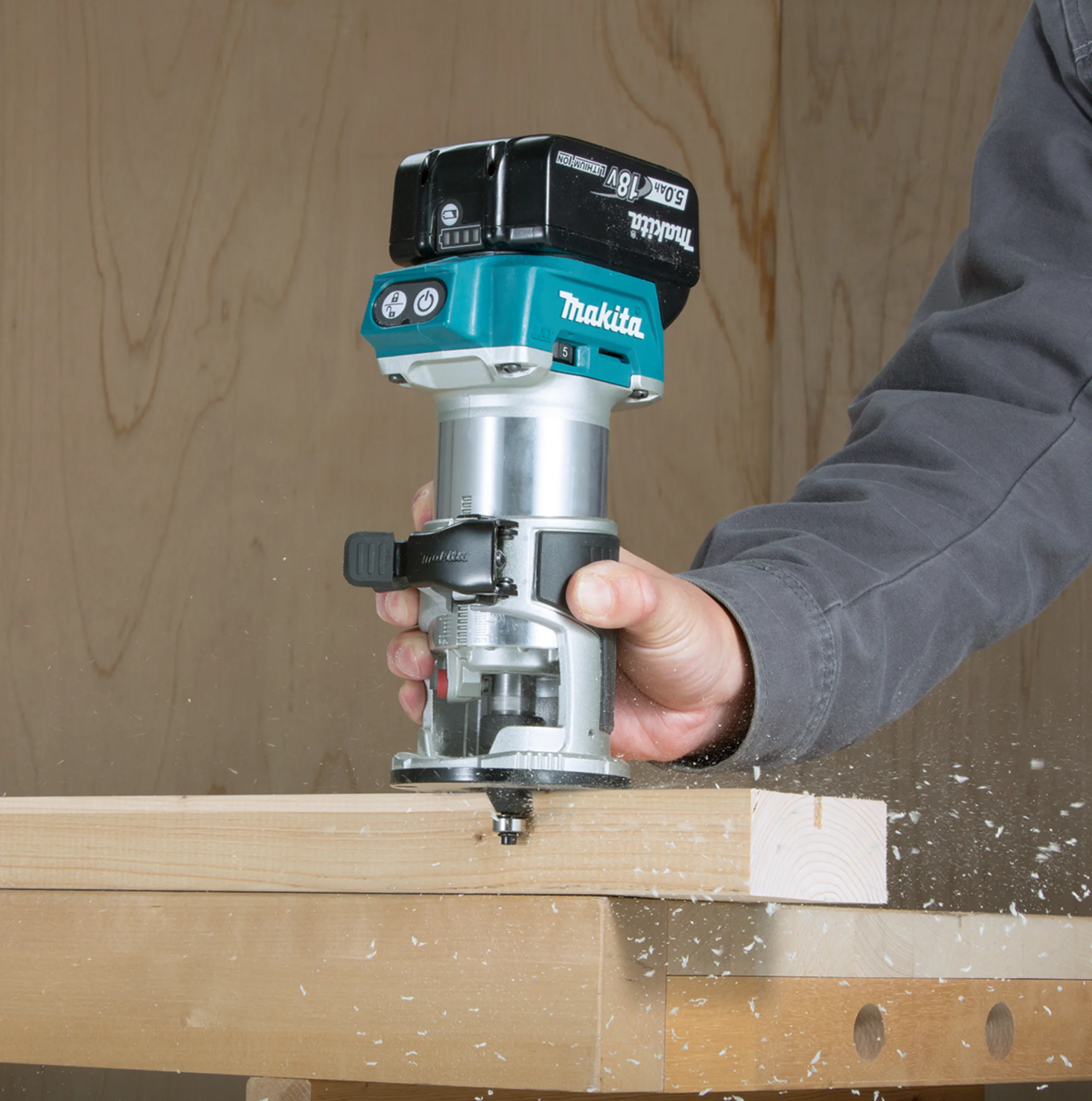 Makita DRT50ZJX2 Akku-Multifunktionsfräse 18V LXT Brushless mit MAKPAC