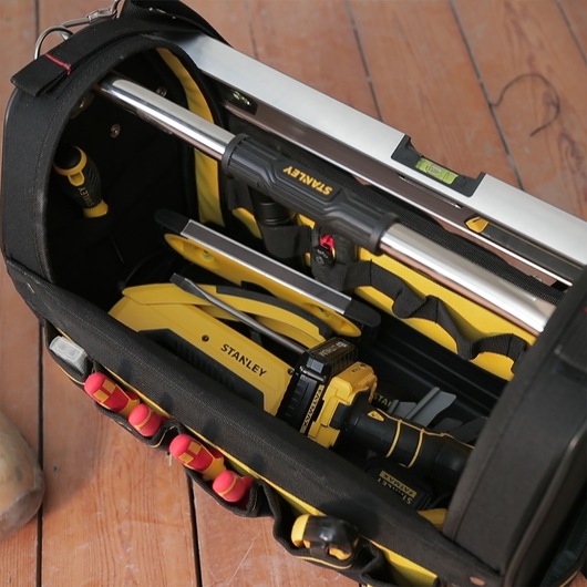 Stanley FatMax Offene Werkzeugtasche 18 Zoll 1-93-951 mit Stahlrahmen und Schultergurt