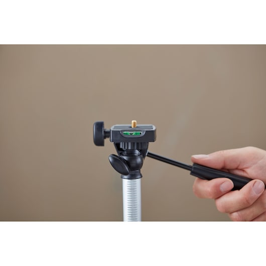 Stanley Alu-Stativ 1-77-201 mit 1/4 Zoll Gewinde und 54-154 cm Höhe