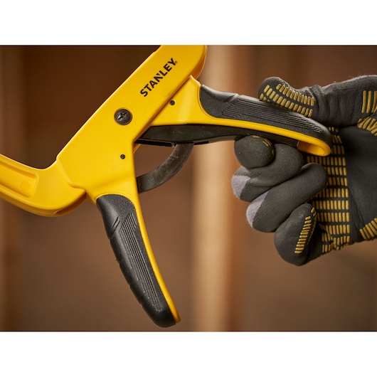 Stanley Federklemme STHT0-83200 100mm