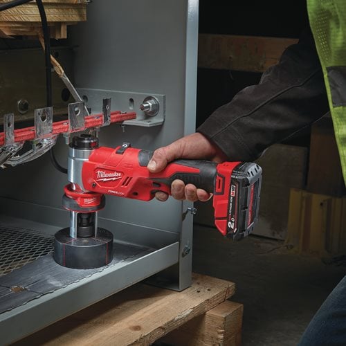 Milwaukee M18™ FORCE LOGIC™ Hydraulische Akku-Lochstanze M18 HKP-201C