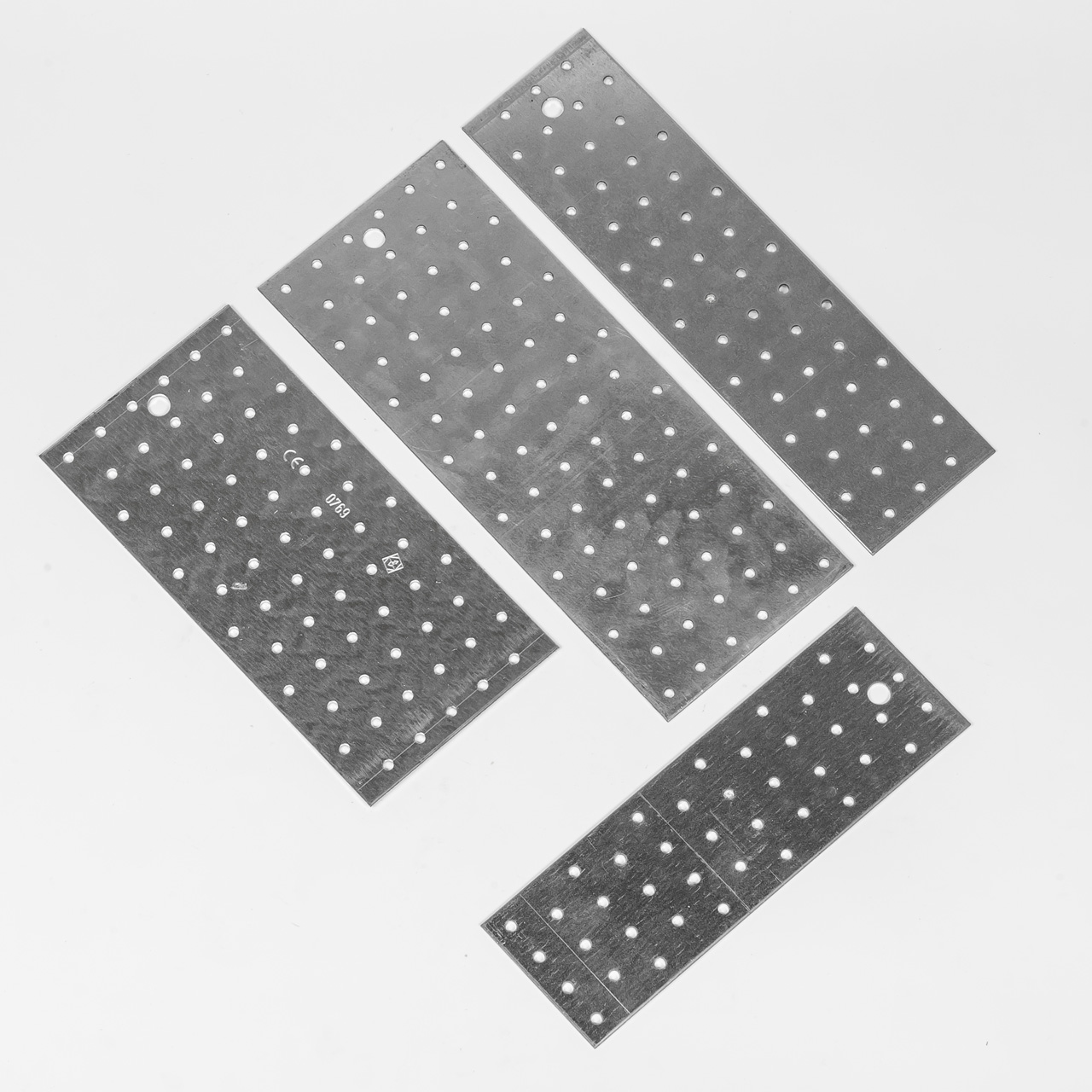Vormann Lochplatte 100x300mm sendzimirverzinkt CE-Kennzeichnung EN 14545:2008