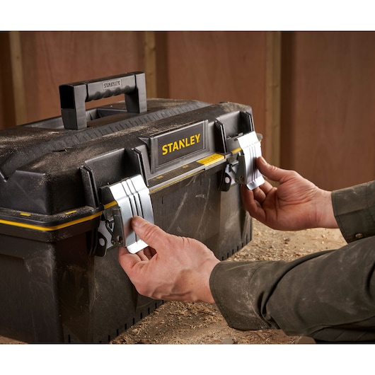 Stanley FatMax Werkzeugbox Strukturschaum 1-94-749 spritzwassergeschützt 23 Zoll